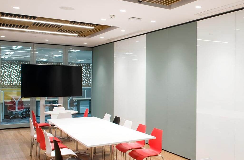 Movable Wall System in Bright Office